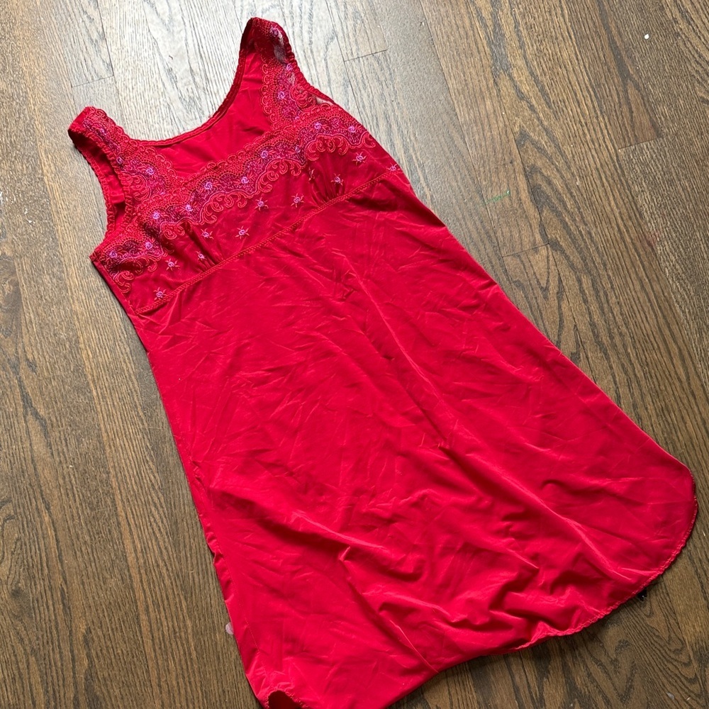 Embroided sexy Red Sleeveless Slip Dress